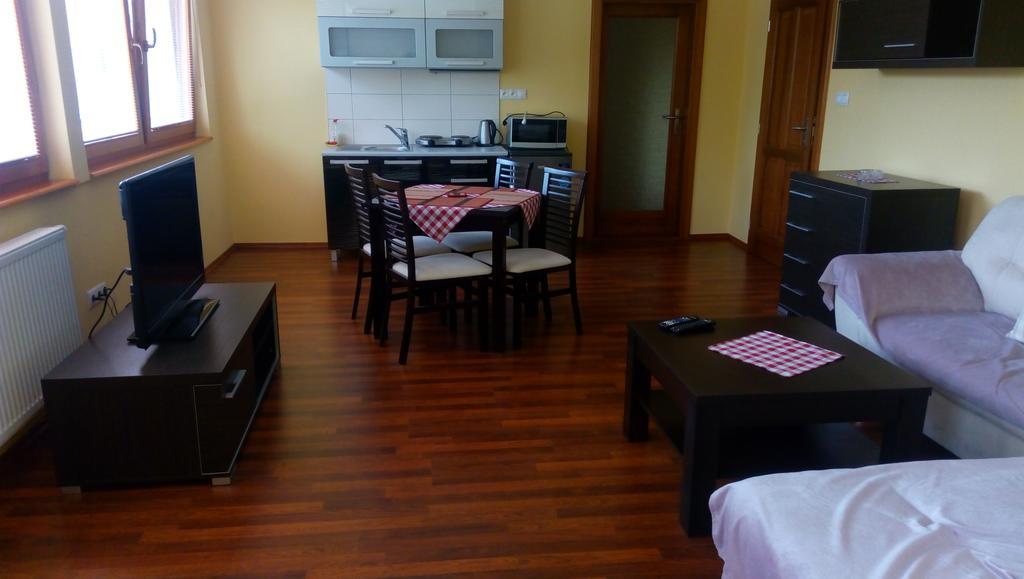 Guest House Mladost 프레쇼브 외부 사진